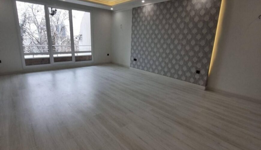 زعفرانیه ۷۰ متر بر اصلی تابلو خور