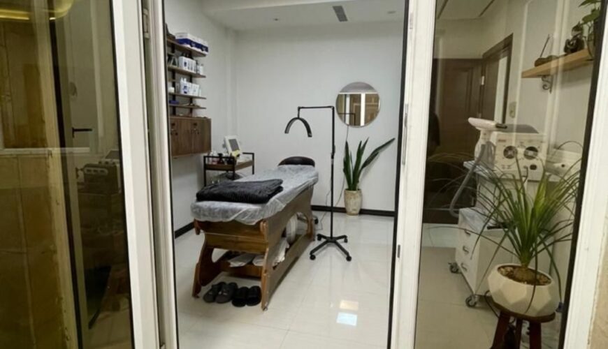 اجاره اتاق ۱۷ متری از کلینیک زیبایی بر اصلی فرمانیه
