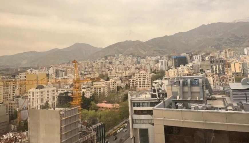 ۸۵ متری در زعفرانیه واقع در برج ،ویوی ابدی و تراس